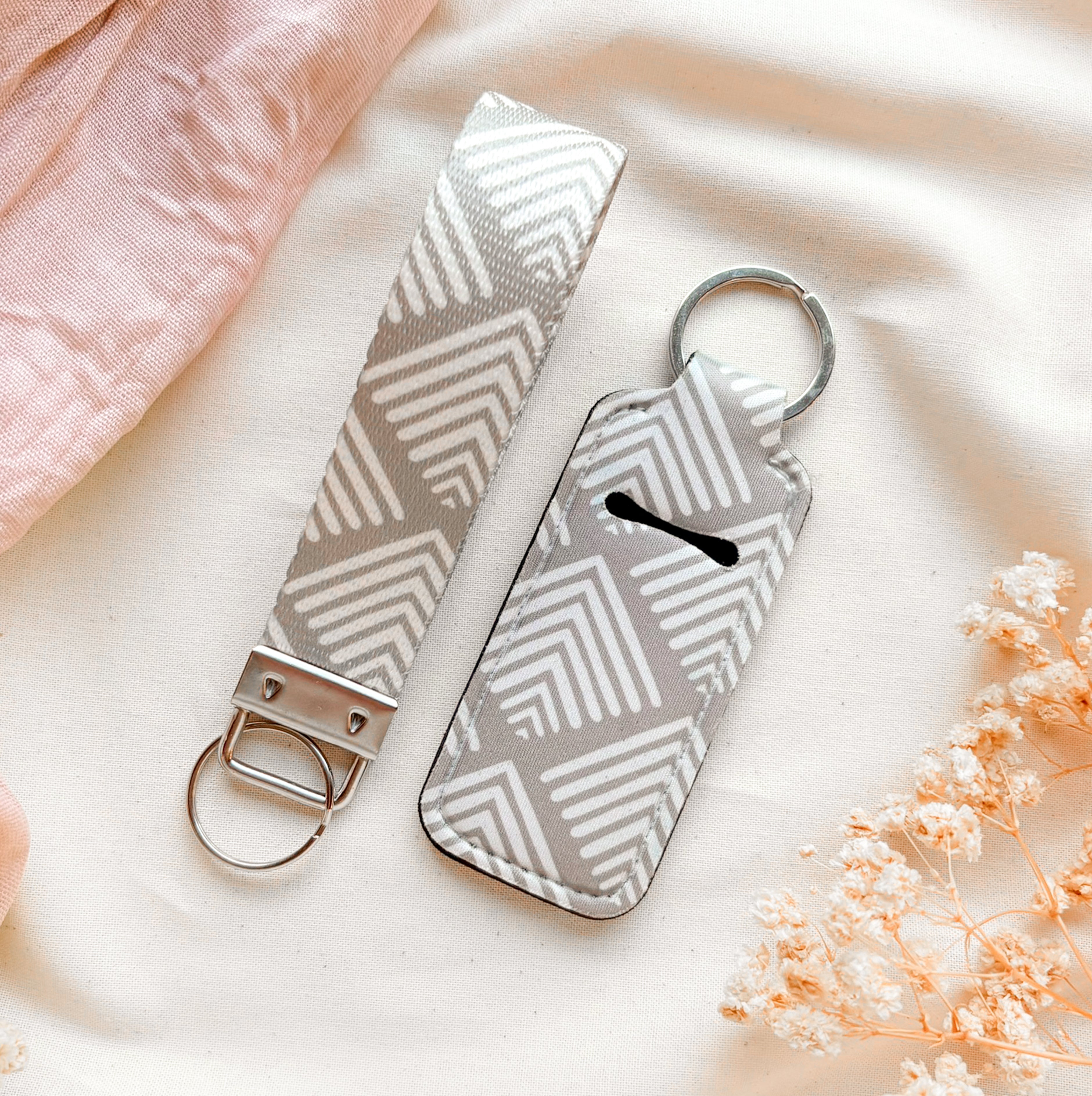 Mist Trail Keychain Set